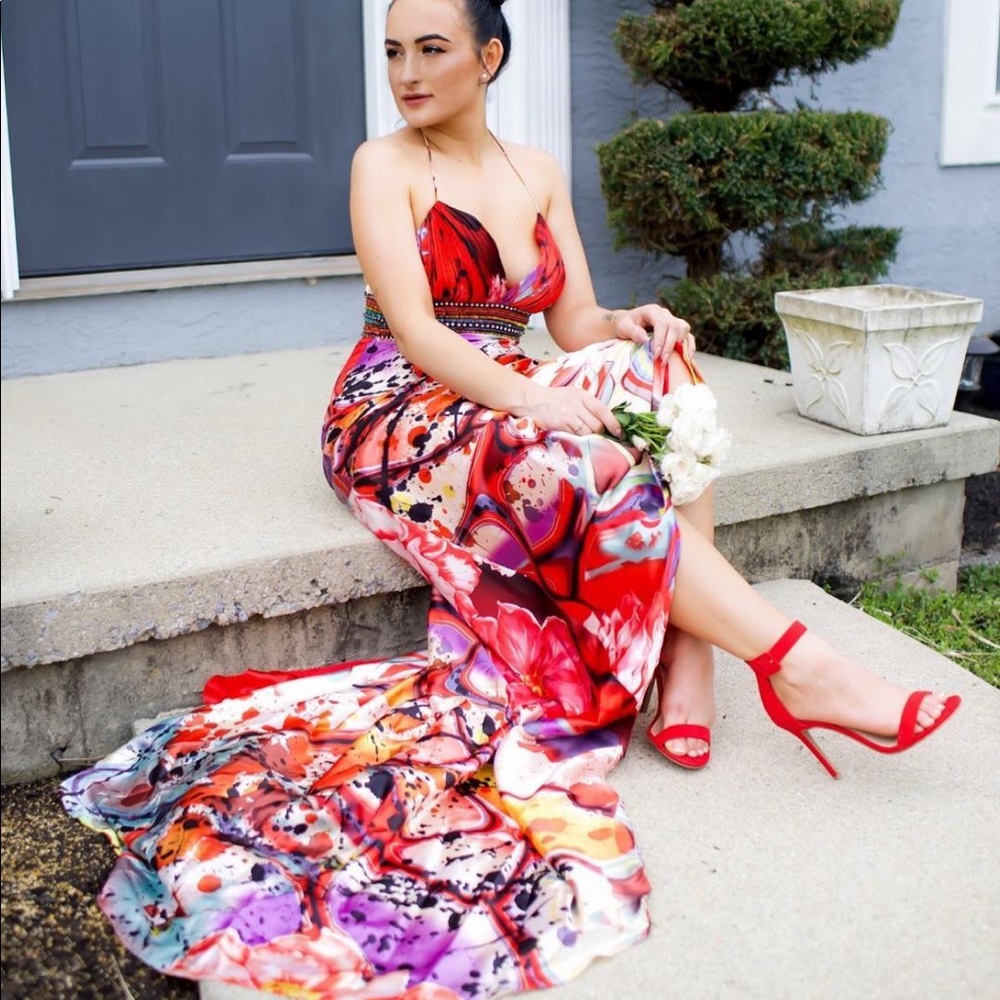 ✨❤️ Jovani Colorful Splatter Paint & Flower Design Halter Top Prom Dress ✨